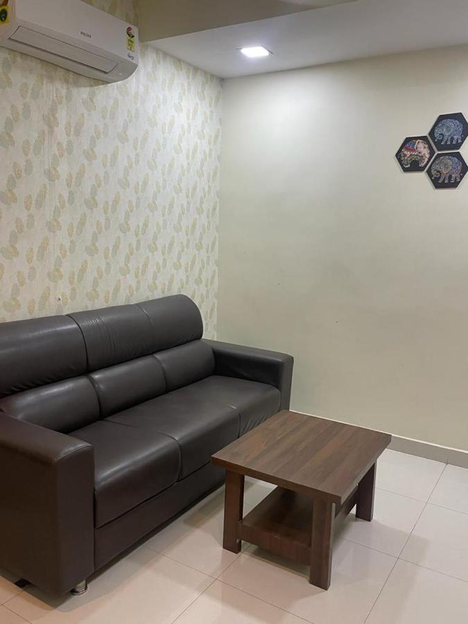 Hotel Maruthi Inn Nirmal  Ngoại thất bức ảnh