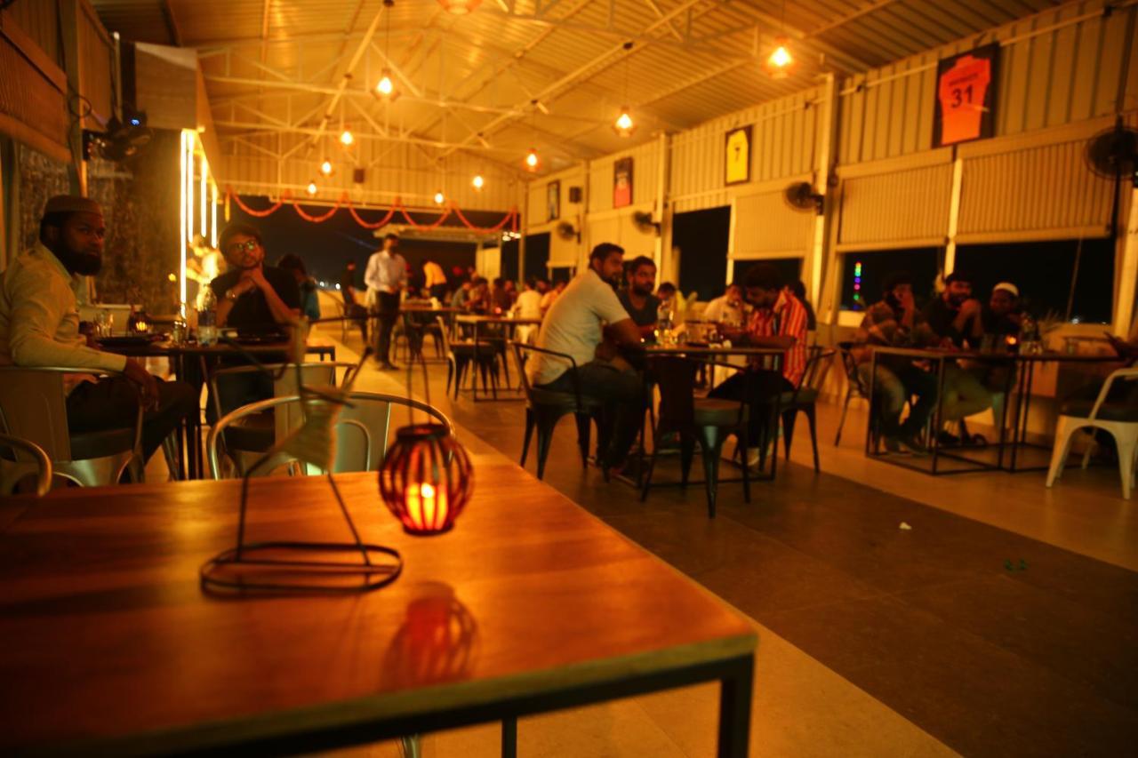 Hotel Maruthi Inn Nirmal  Ngoại thất bức ảnh