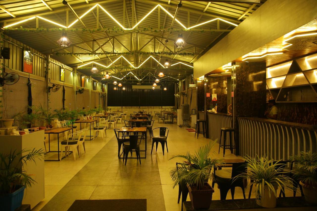 Hotel Maruthi Inn Nirmal  Ngoại thất bức ảnh