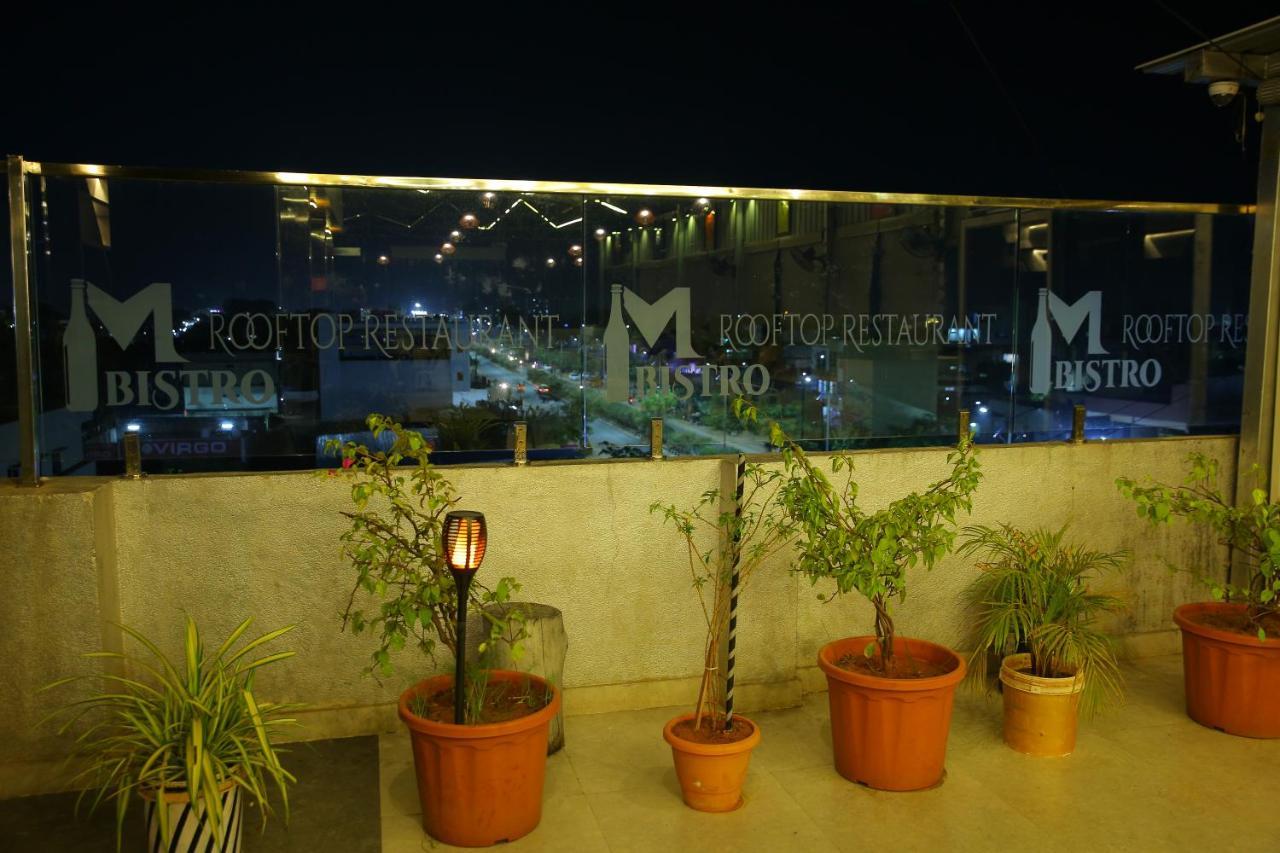 Hotel Maruthi Inn Nirmal  Ngoại thất bức ảnh